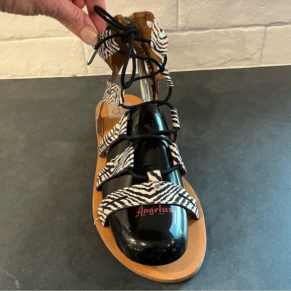 DV dolce vita sz 9.5 Jasmyn zebra stripe gladiator sandals - Picture 13 of 15